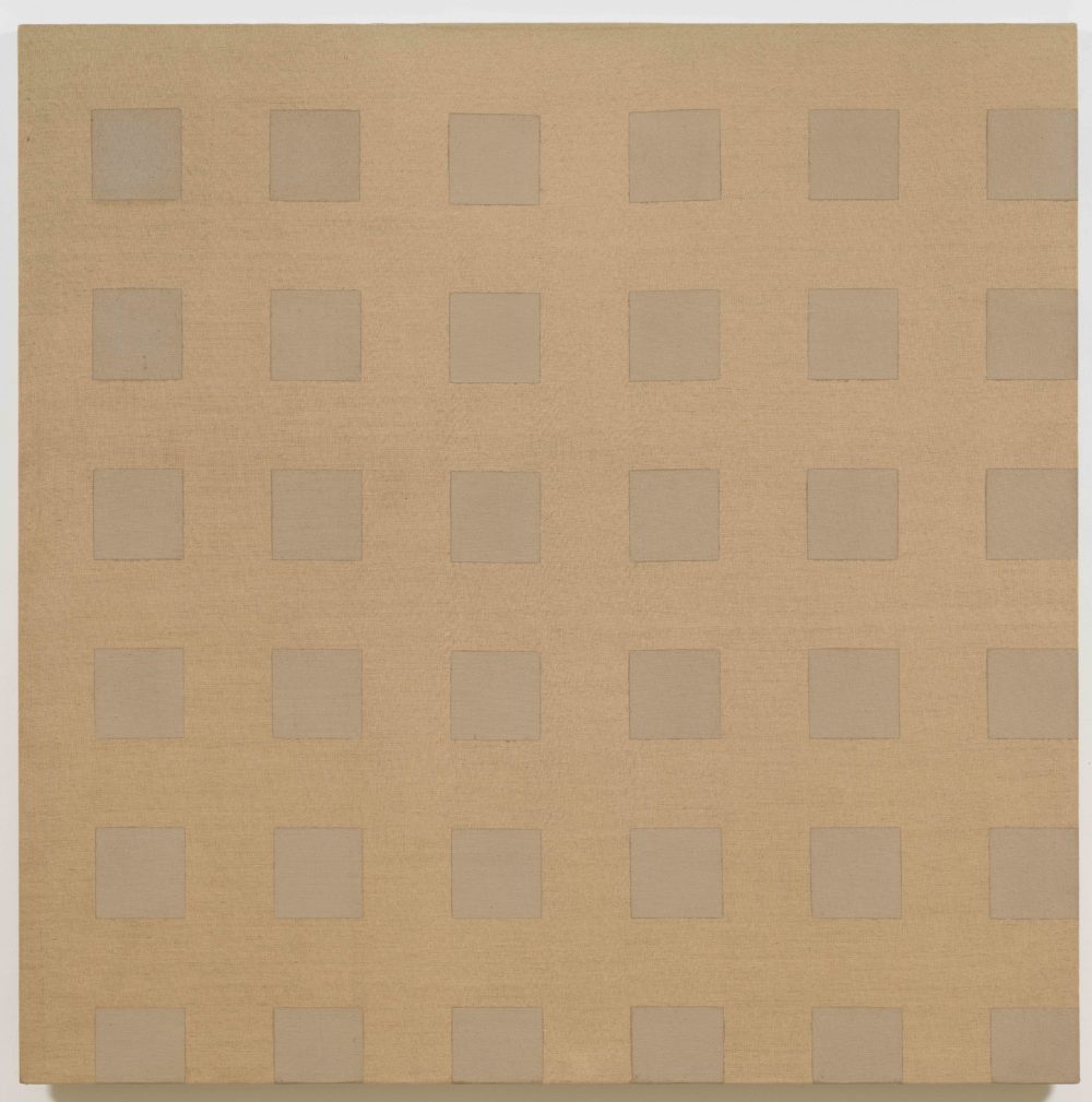 Beige and tan squares in a grid.