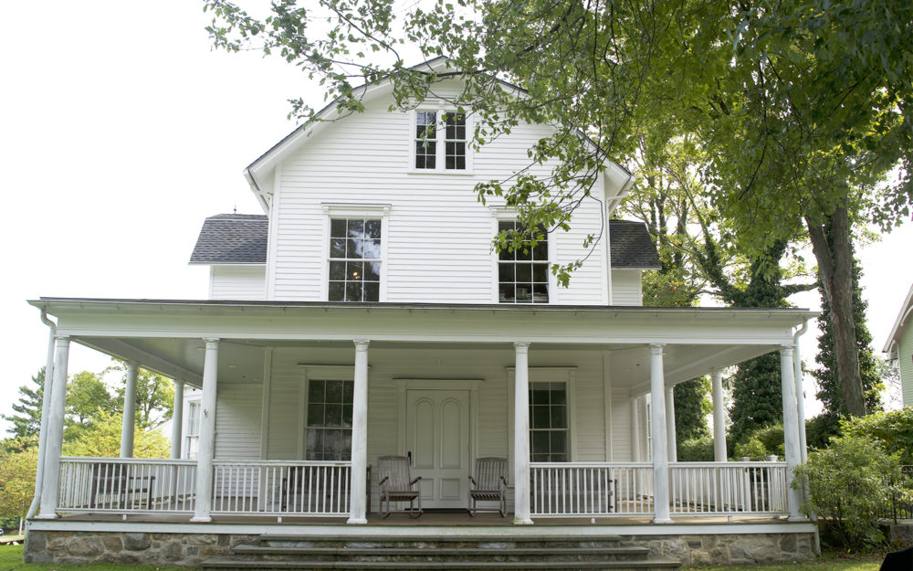 Old Hundred building