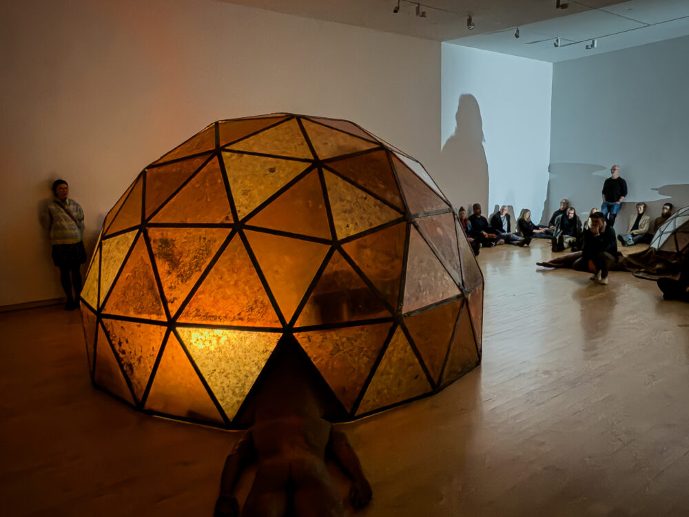 Chiffon Thomas' performance Polish